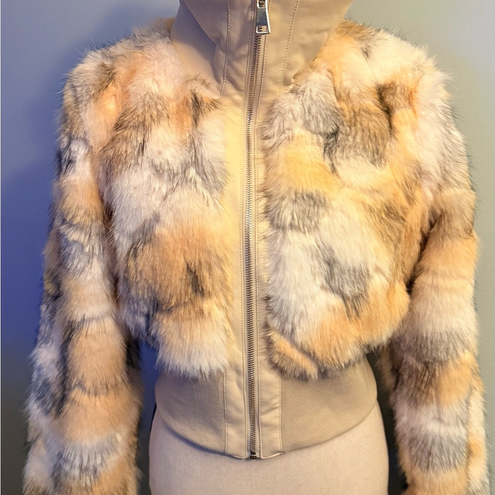 Akira Women's Beige and Gray Faux Fur Jacket size Large